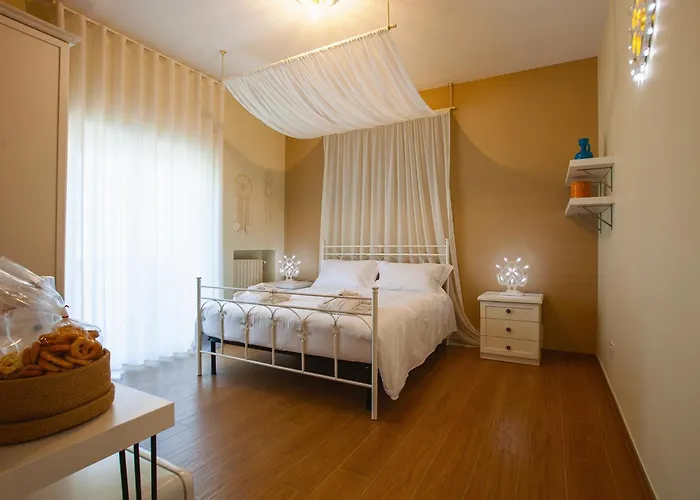 ゲストハウス Alle Luminarie バーリ